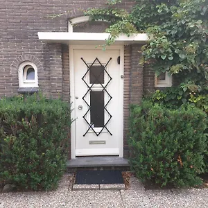  Privatunterkunft Bed&bye Schiphol Niederlande